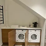 아파트 The Wooden House, Spacious, Garden, New And Modern 오슬로