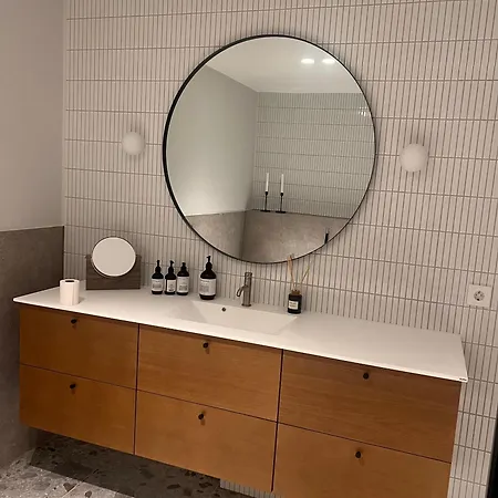 The Wooden House, Spacious, Garden, New And Modern *