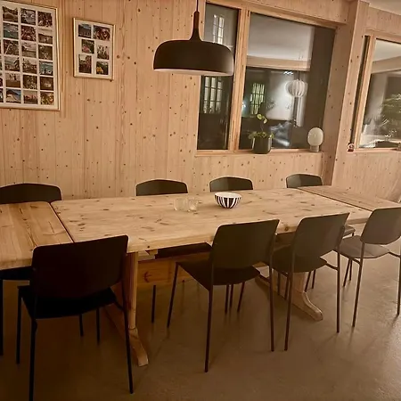 아파트 The Wooden House, Spacious, Garden, Brand New, Modern