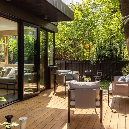 Apartamento The Wooden House, Spacious, Garden, New And Modern