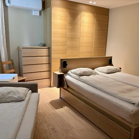 The Wooden House, Spacious, Garden, New And Modern *