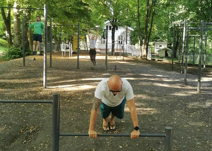 The Wooden House, Spacious, Garden, New And Modern Апартаменты *