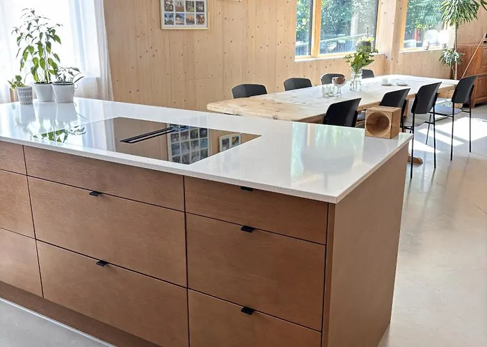 Апартаменты The Wooden House, Spacious, Garden, New And Modern Осло