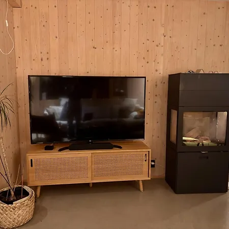 The Wooden House, Spacious, Garden, New And Modern 오슬로