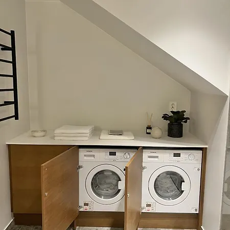 דירה The Wooden House, Spacious, Garden, New And Modern אוסלו